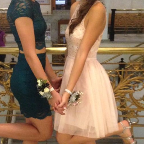 Homecoming dress - Picture 2 of 3